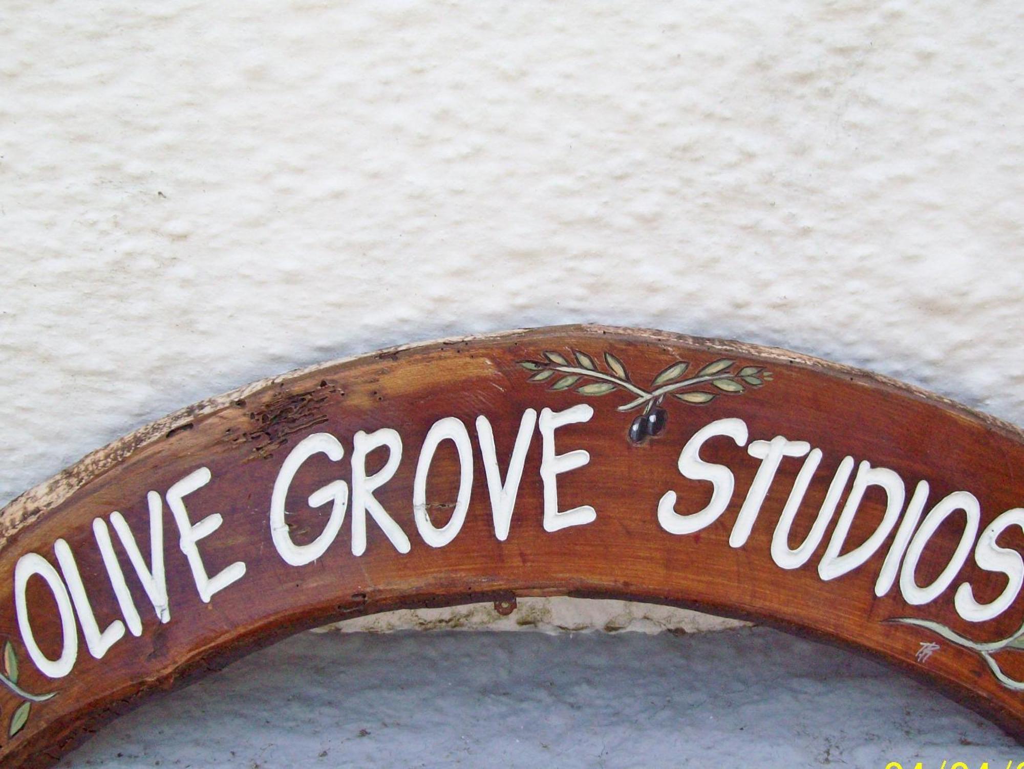 Olive Grove Apartment
